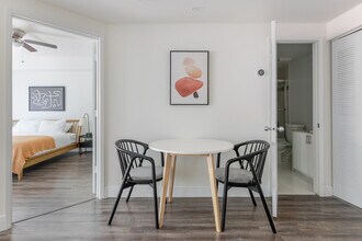16900 N Bay Rd in Sunny Isles Beach, FL - Building Photo - Building Photo