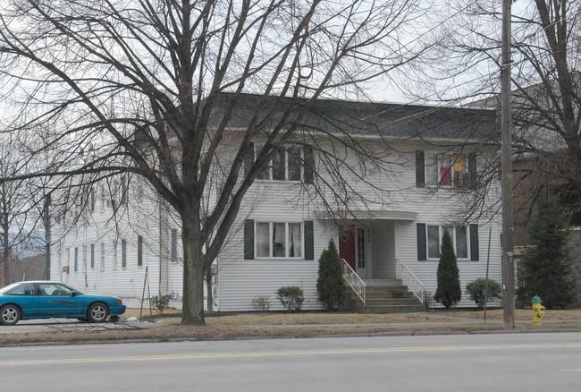 885 Wyoming Ave in Kingston, PA - Foto de edificio - Building Photo