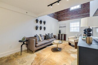 1213 N Harvey Ave in Oklahoma City, OK - Building Photo - Building Photo