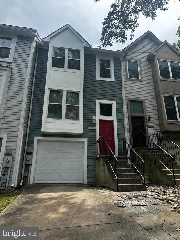 property at 9607 Clocktower Ln