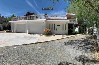 1185 Webster Way in Reno, NV - Building Photo - Building Photo
