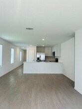 521 Cattle Queen Rd in Jarrell, TX - Building Photo - Building Photo
