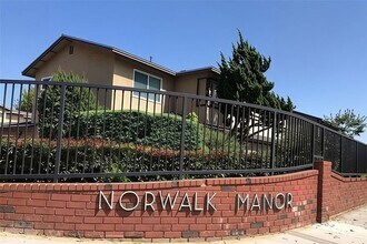 12916 Bloomfield Ave in Norwalk, CA - Building Photo - Building Photo