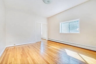 187 Washington St in Quincy, MA - Building Photo - Building Photo