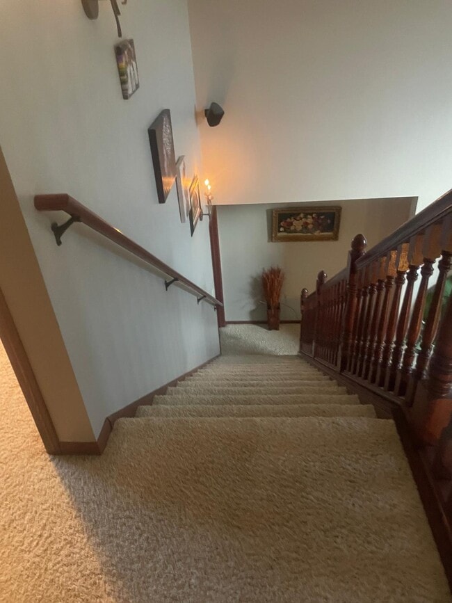 property at 810 Briarwood Dr