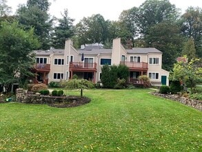 38 Prospect Pl in Croton-on-Hudson, NY - Building Photo - Building Photo