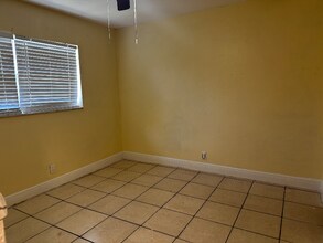 6500 NW 20th Ct in Sunrise, FL - Building Photo - Building Photo