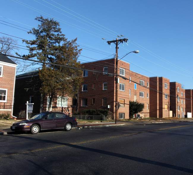 950 Southern Ave SE in Washington, DC - Building Photo - Building Photo