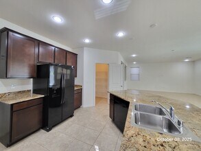 12281 Terrace Verde Ave in Las Vegas, NV - Building Photo - Building Photo