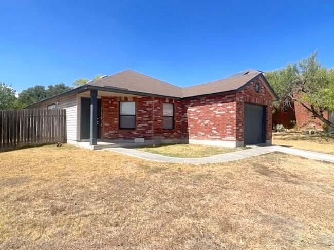 property at 13822 Villa Camino