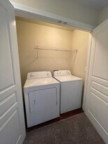 3914 Cherokee Woods Way in Knoxville, TN - Building Photo