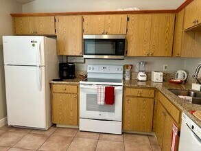 4841 Kingston Cir in Kissimmee, FL - Building Photo - Building Photo