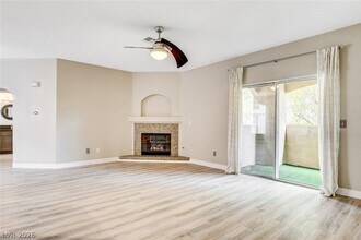 8729 Red Brook Dr in Las Vegas, NV - Building Photo - Building Photo