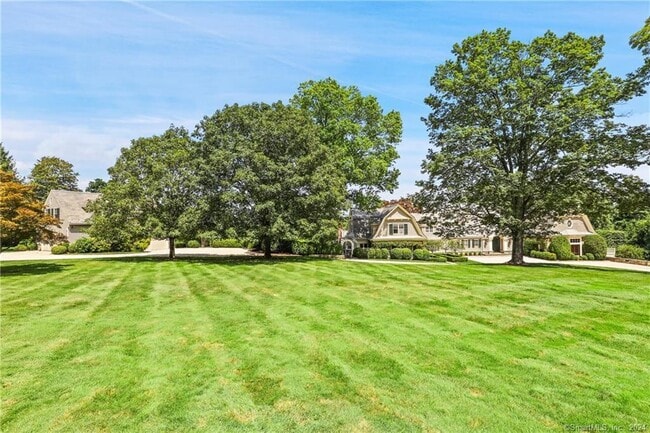 378 Taconic Rd in Greenwich, CT - Building Photo - Building Photo