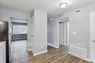 123 Walnut St in Lancaster, OH - Building Photo - Building Photo