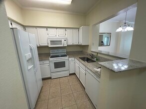 23660 Walden Center Dr, Unit 23660 Walden Center Dr210 in Bonita Springs, FL - Building Photo - Building Photo