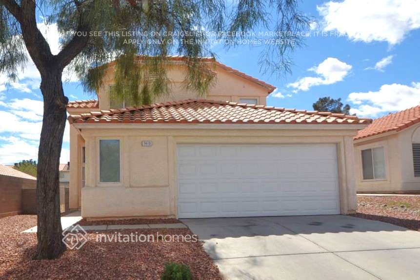 7413 Sunspot Dr in Las Vegas, NV - Foto de edificio