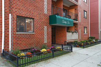 26 Oliver St in Brooklyn, NY - Building Photo - Building Photo