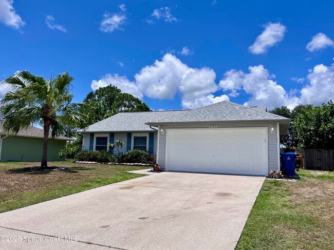 1711 Valcourt St NW in Palm Bay, FL - Building Photo - Building Photo