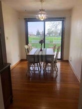 1202 W South St in Winterset, IA - Foto de edificio - Building Photo