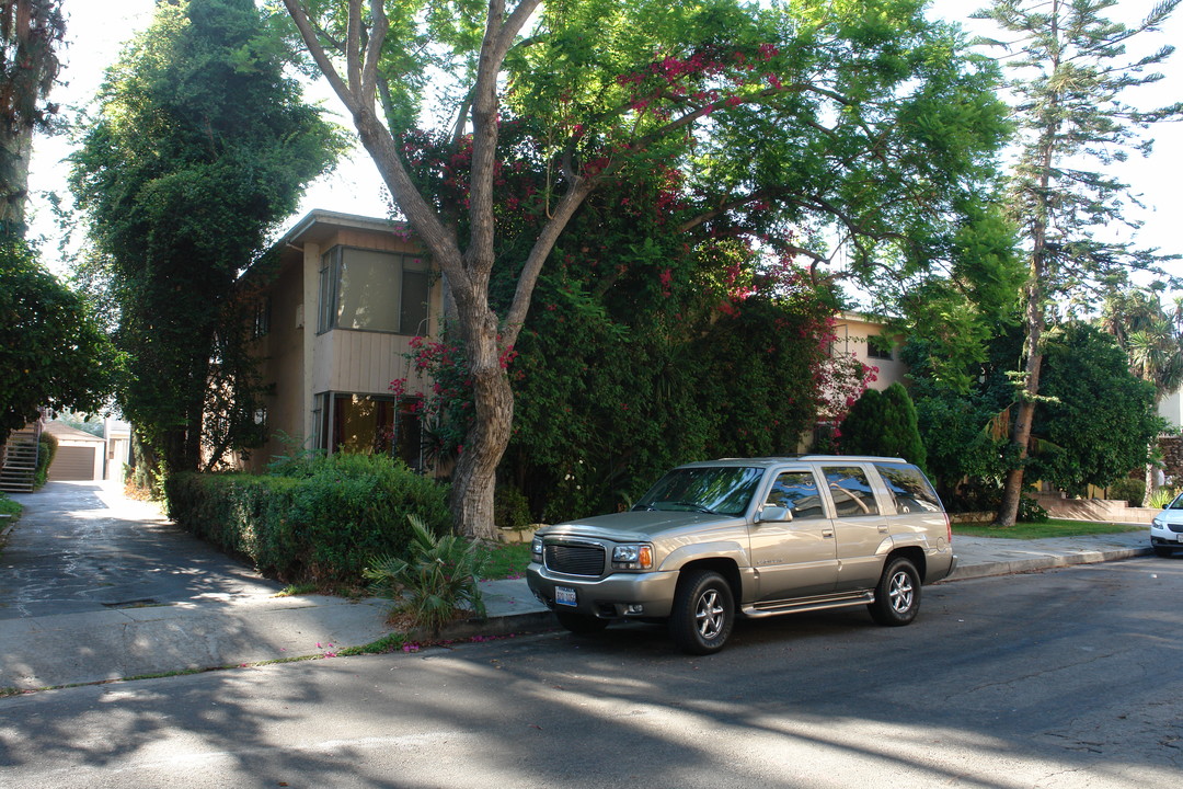 4226 Mary Ellen Ave in Studio City, CA - Building Photo