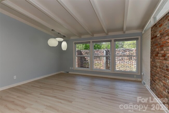 3111 Spring Valley Rd in Charlotte, NC - Building Photo - Building Photo