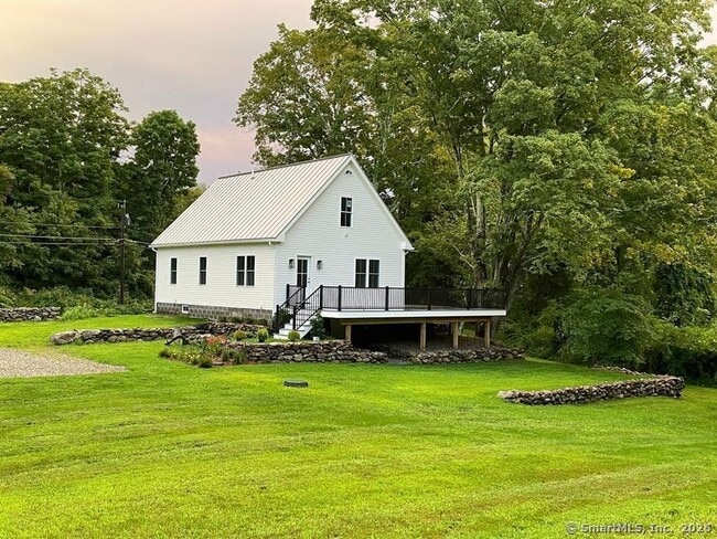 property at 15 N Brook St