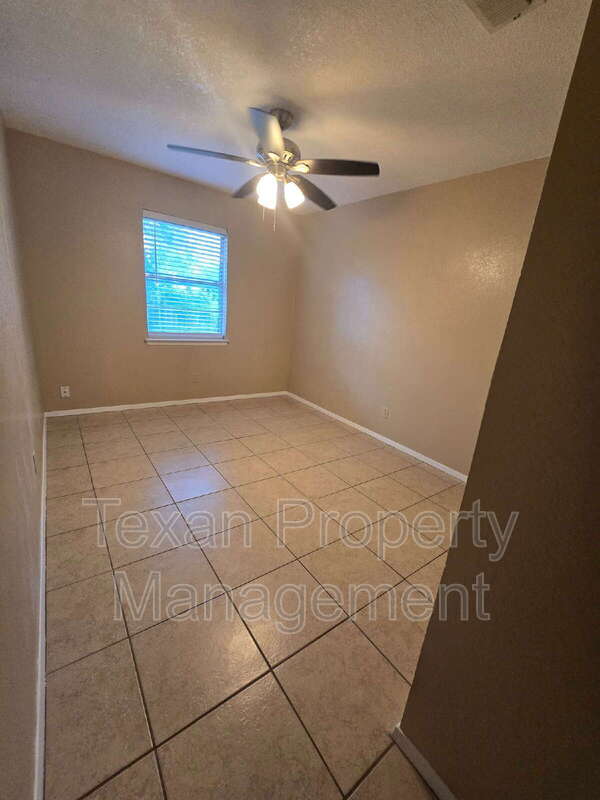 property at 1012 Lynn St