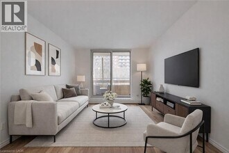 223 Jackson St W in Hamilton, ON - Building Photo - Building Photo