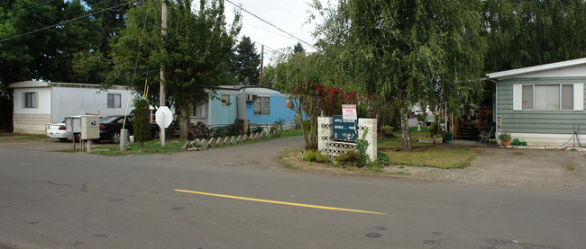 Apple Blossom in Salem, OR - Building Photo - Building Photo