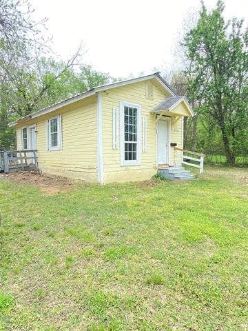 305 4th St SW in Paris, TX - Building Photo - Building Photo