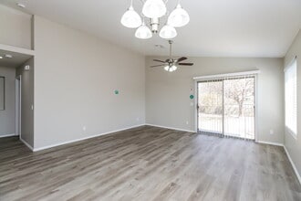 10543 E Cicero St in Mesa, AZ - Building Photo - Building Photo
