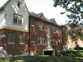 7557 York Dr, Unit 1S