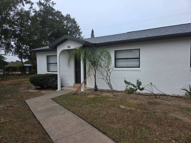 449 Las Palmas Cir in Avon Park, FL - Foto de edificio - Building Photo