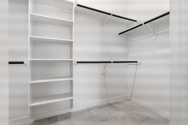 property at 208 Silverleaf Rd
