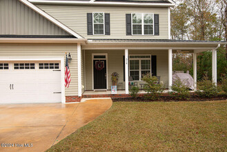 514 Carriage Ln in Jacksonville, NC - Building Photo - Building Photo