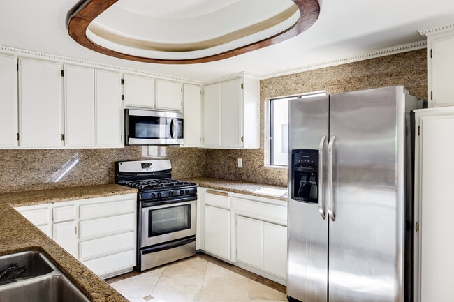 property at 13959 Victory Blvd