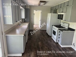 7100 W Fall Creek Dr in Pendleton, IN - Building Photo - Building Photo
