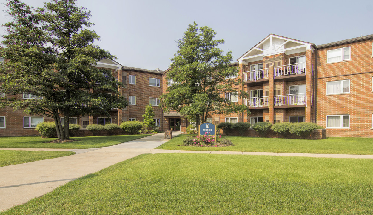 Peace Village Senior Apartments in Palos Park, IL - Foto de edificio