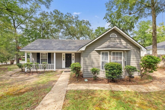 property at 1708 Woodley Rd