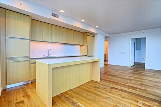 1808 Minor Ave, Unit 1508 in Seattle, WA - Building Photo - Building Photo