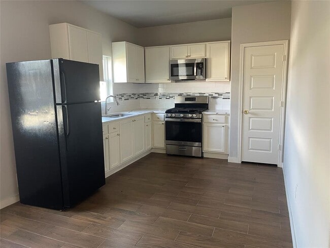 884 Rd 3550 in Cleveland, TX - Building Photo - Building Photo