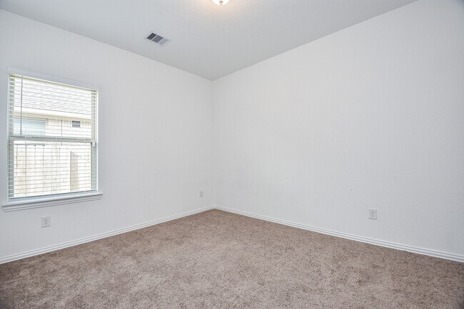 31326 Black Frst Xing in Fulshear, TX - Building Photo - Building Photo