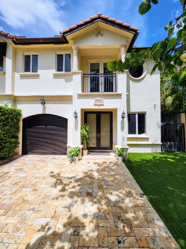 property at 2929 Louise St