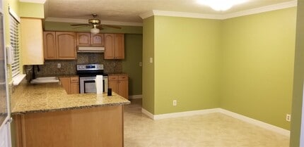 6702 Lynngate Dr in Spring, TX - Building Photo - Building Photo