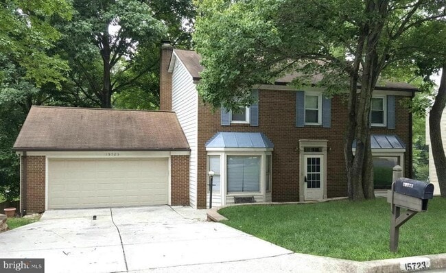 property at 15723 Edgewood Dr