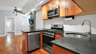 717 Adams St in Hoboken, NJ - Building Photo - Building Photo