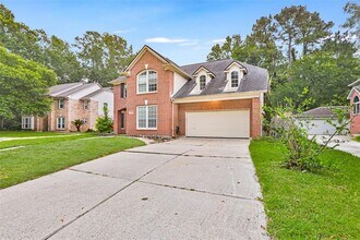 5010 Cottage Glen Ct in Houston, TX - Foto de edificio - Building Photo