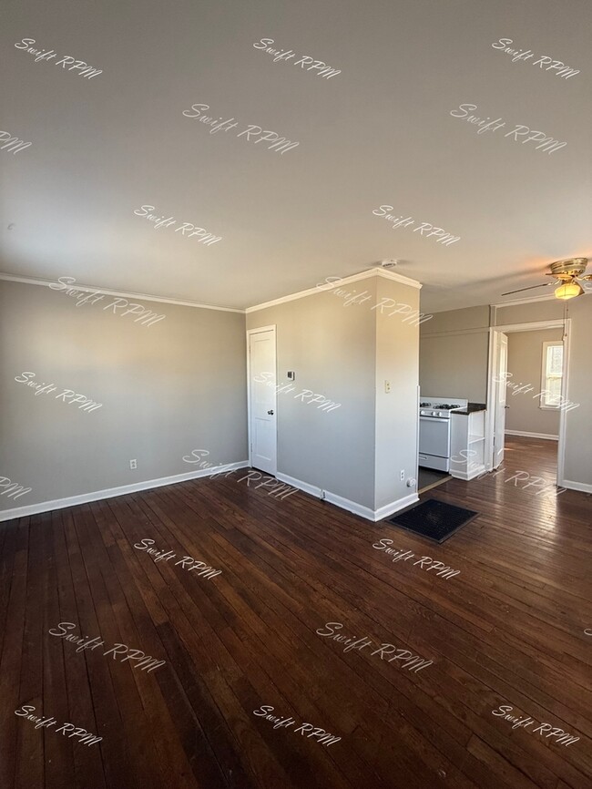 1147 Oakland Ave in Kansas City, KS - Building Photo - Building Photo