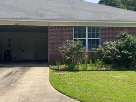 4851 N Park Rd in Texarkana, TX - Building Photo